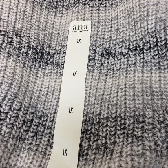 Host Pick 🏆 A.N.A. Black and White Stripe Crew Neck Plus Size Sweater 1X - Picture 6 of 7